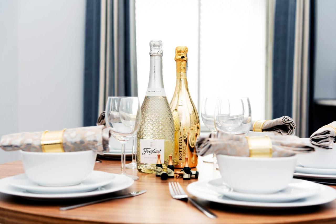 Wrexham Central Stay Apartment Seven エクステリア 写真